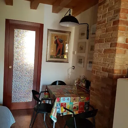Penzion Dora Baltea Monolocale Primo Piano Mansarda Secondo Piano
