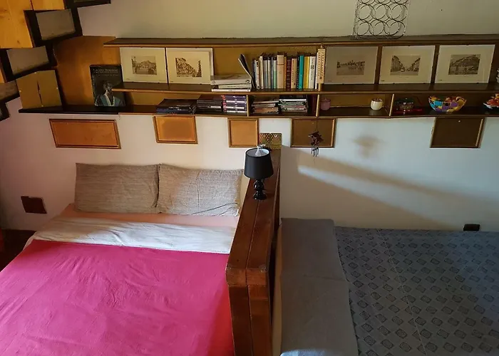 Dora Baltea Monolocale Primo Piano Mansarda Secondo Piano Gasthof Verona