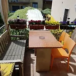 Dora Baltea Monolocale Primo Piano Mansarda Secondo Piano بيت ضيافة