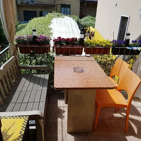 Dora Baltea Monolocale Primo Piano Mansarda Secondo Piano Guest house