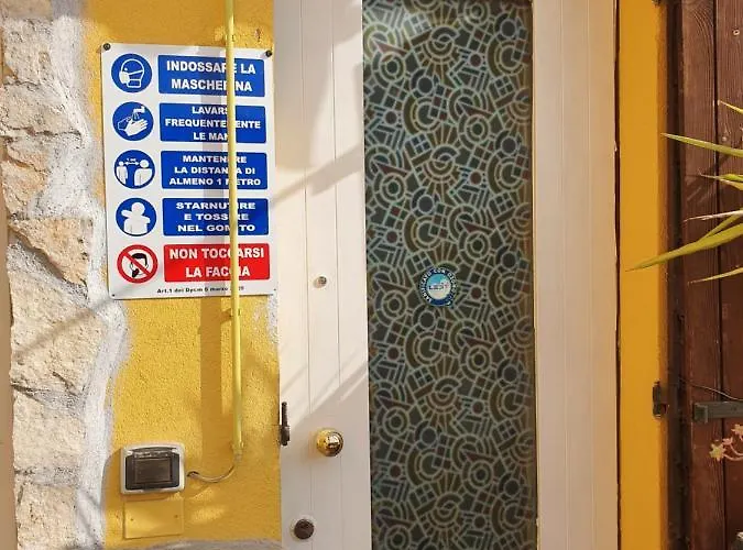 Dora Baltea Monolocale Primo Piano Mansarda Secondo Piano Penzion *