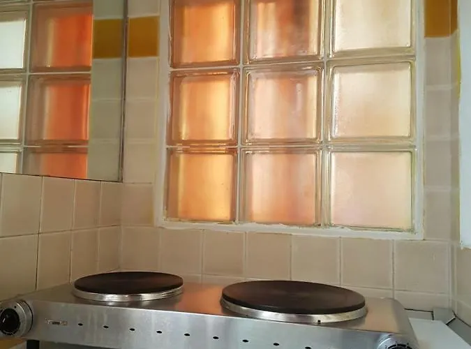 Dora Baltea Monolocale Primo Piano Mansarda Secondo Piano Penzion Verona