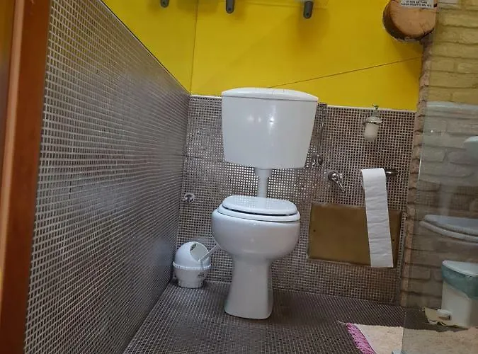 Dora Baltea Monolocale Primo Piano Mansarda Secondo Piano Penzion *